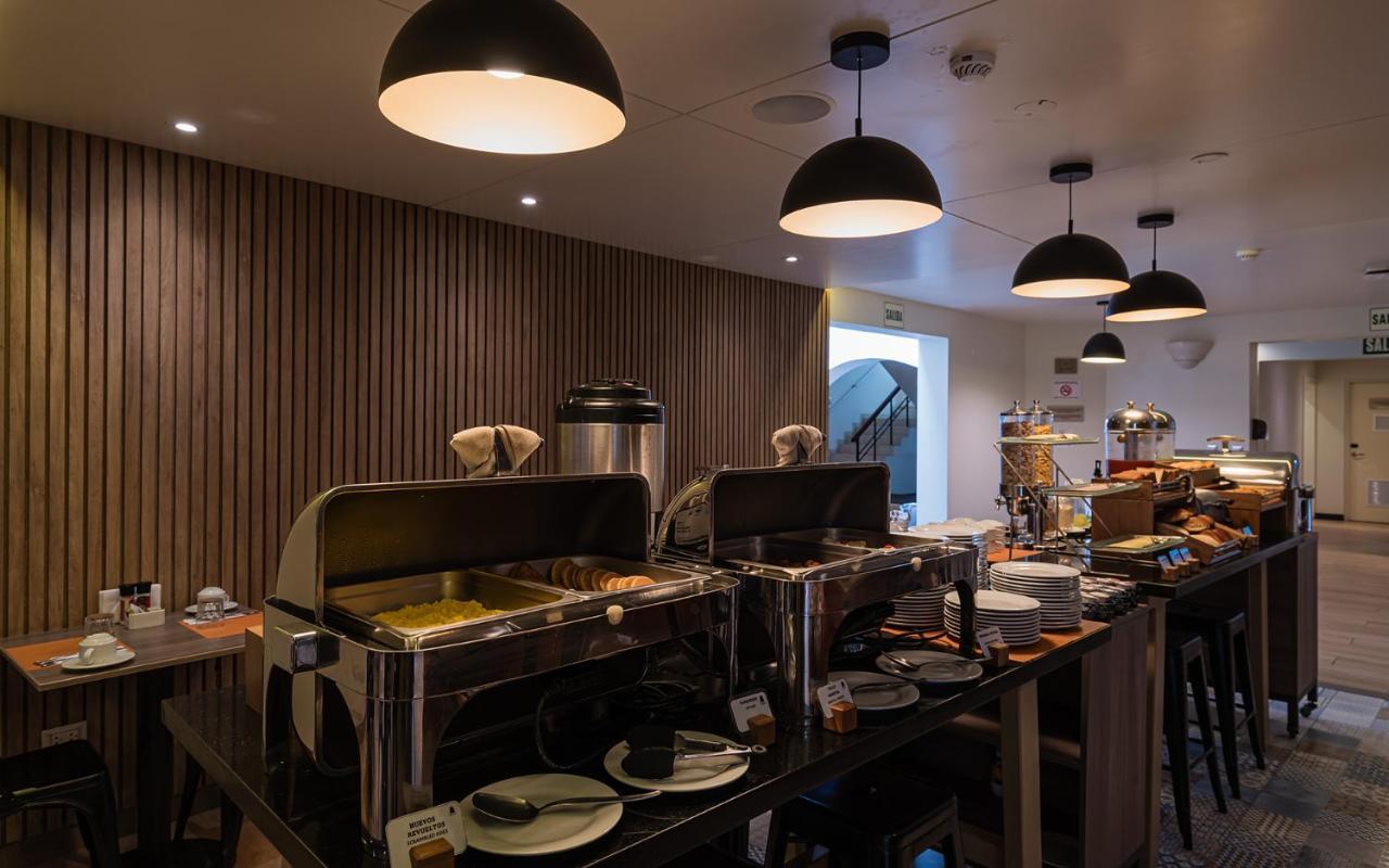 Casa Andina Standard Trujillo Plaza Hotel Eksteriør billede