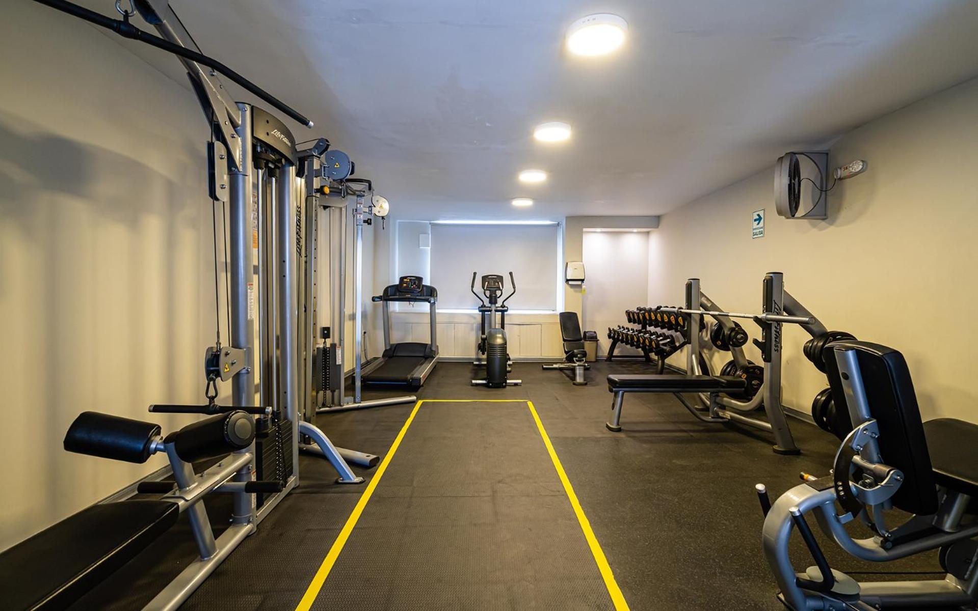 Casa Andina Standard Trujillo Plaza Hotel Eksteriør billede